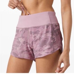 LULULEMON SPEED UP SHORTS PINK CAMO size 6